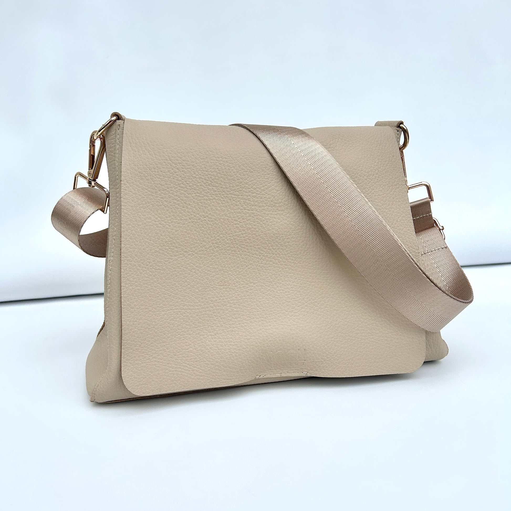 Cartera Hobo 1
