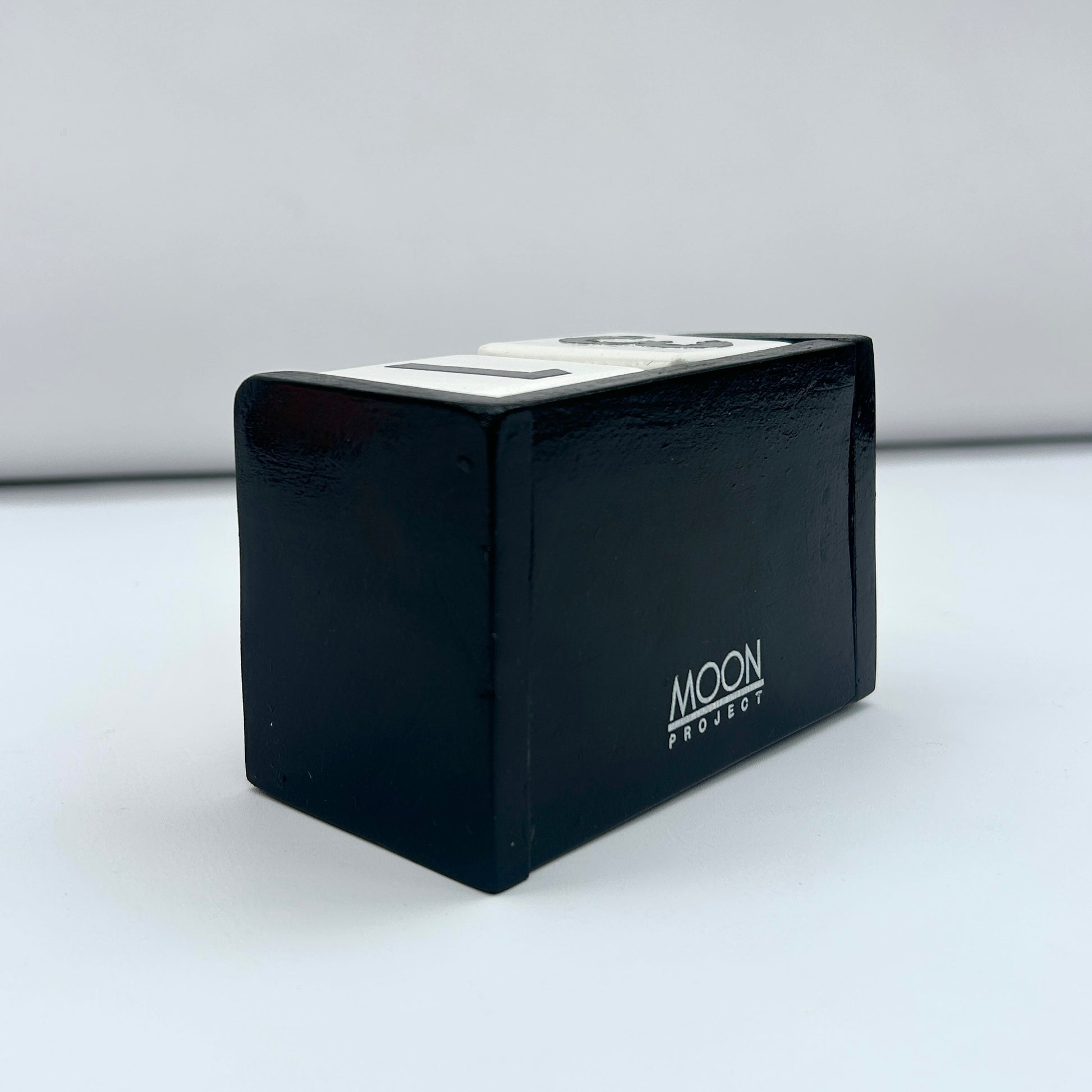 ChronoCube (calendario perpetuo de madera)